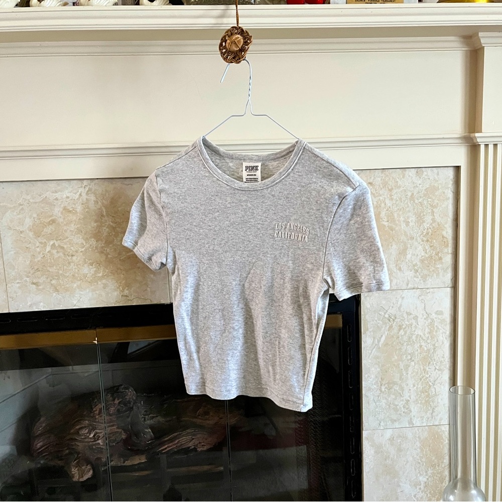 ~victoria’s secret pink los angeles crop top